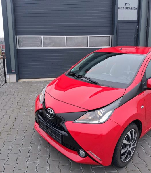 Toyota-Aygo-2017-002