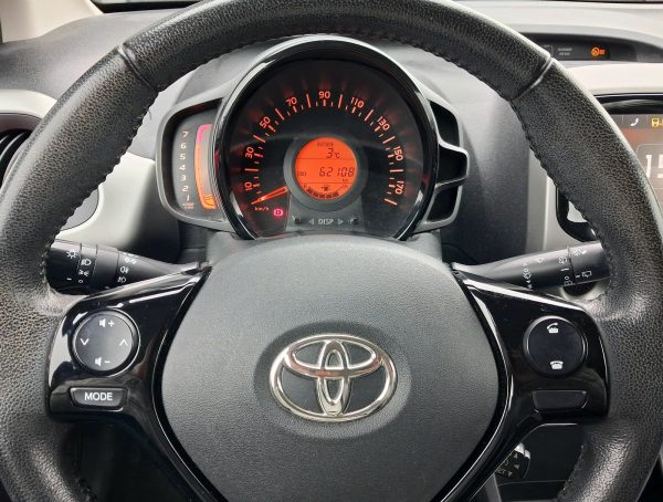Toyota-Aygo-2017-014