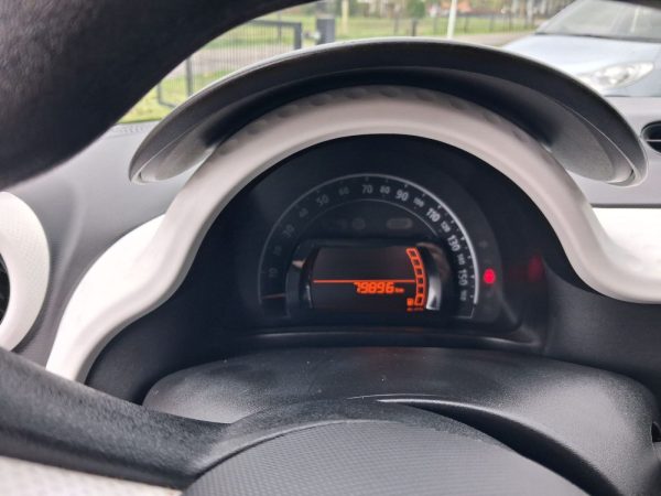 Twingo-12